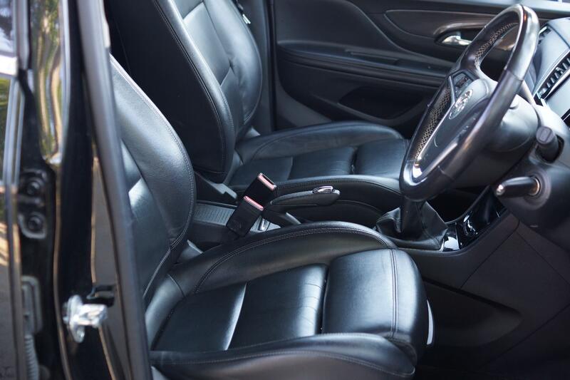 VAUXHALL MOKKA