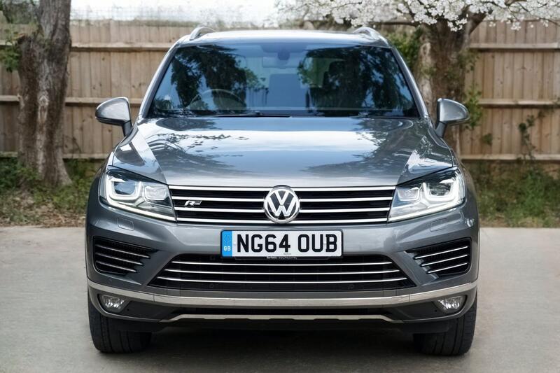 VOLKSWAGEN TOUAREG